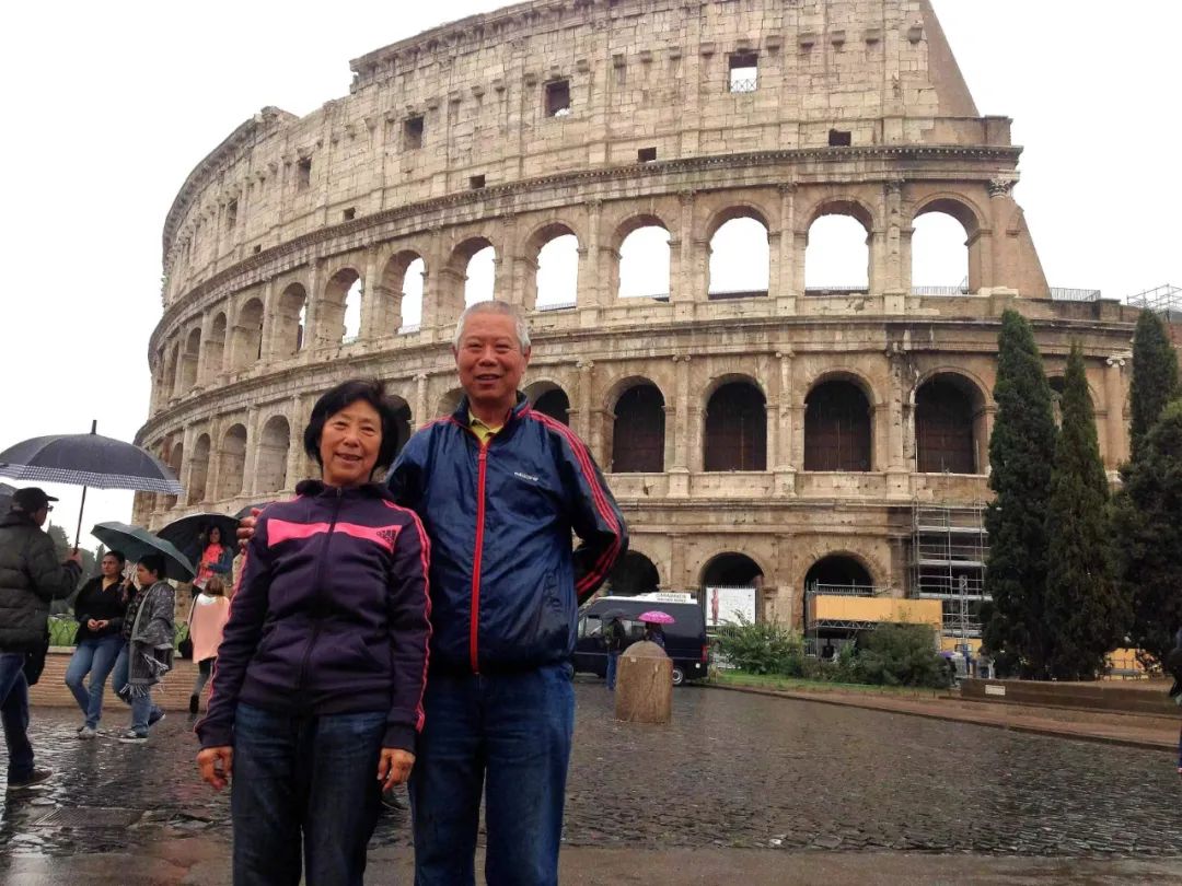 七旬老人开房车带老伴游世界l中国房车圈最早的“网红达人”7.jpg 七旬老人开房车带老伴游世界l中国房车圈最早的“网红达人”7.jpg