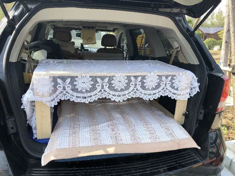 58岁的她,自驾房车旅居,一人两犬,活成了自己喜欢的样子5.jpg 58岁的她,自驾房车旅居,一人两犬,活成了自己喜欢的样子5.jpg