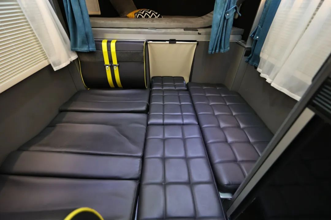 TOD智能四驱+全车越野套件,这是不是你理想的C型越野房车?10.jpg TOD智能四驱+全车越野套件,这是不是你理想的C型越野房车?10.jpg